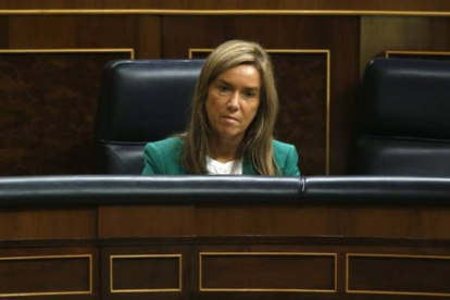 Ana Mato, en el Congreso, durante una sesión de control el pasado octubre.-Foto: REUTERS / ANDREA COMAS