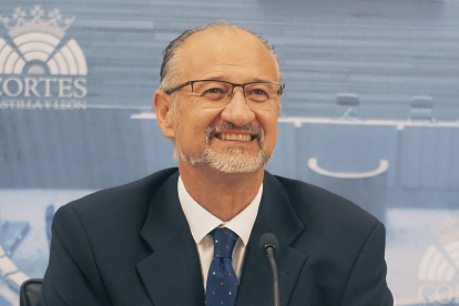 El ex presidente de las Cortes de Castilla y León, Luis Fuentes. ICAL