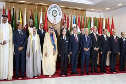 Los asistentes a la cumbre anual de la Liga Árabe.-AFP