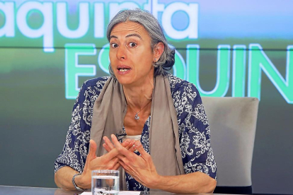 Nuria González durante ‘La Quinta Esquina’, programa emitido en La 8 Valladolid-J.M. Lostau