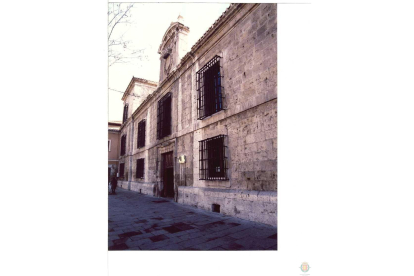 Fachada de la biblioteca Reina Sofía, antigua cárcel de la calle Chancillería (1990) - ARCHIVO MUNICIPAL DE VALLADOLID