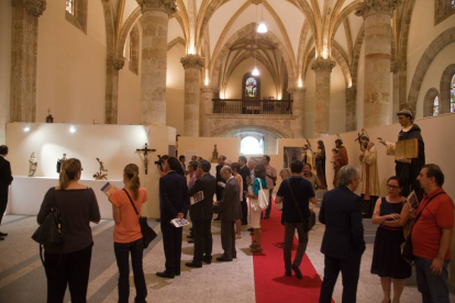 La Fundación Rodríguez Fabrés inaugura la exposición conmemorativa: '100 Años Ayudando', en la Iglesia de la Virgen de la Vega.-Ical