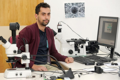 Andrés Díaz, doctorando de Tecnologías Industriales e Ingeniería Civil, en las instalaciones de la Universidad de Burgos.-ISRAEL L. MURILLO