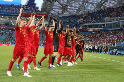 Jugadores de Bélgica celebran la victoria-FRIEDMANN VOGEL (EFE)
