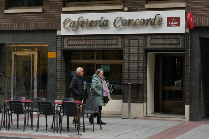 Cafetería Concorde en la calle Gondomar - J. M. LOSTAU