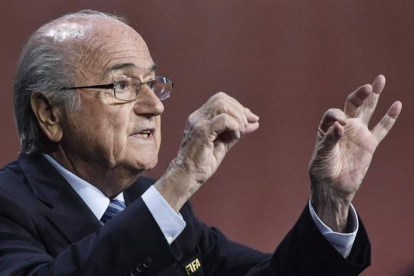 Blatter, durante su discurso de este viernes en el 65º Congreso de la FIFA.-Foto: AFP / MICHAEL BUHOLZER
