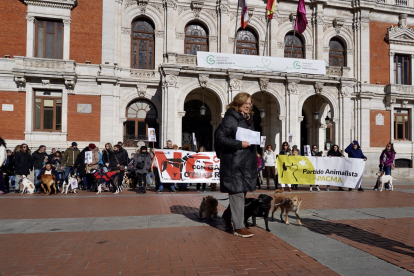 Manifestación de la plataforma 'No a la Caza' en Valladolid. - ICAL