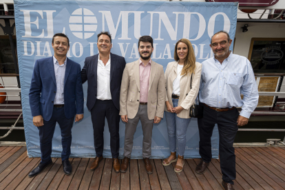 Eduardo Gordaliza, José Luis Domínguez, Ramón Bocos, María Valverde y Francisco Muñoz, de ACOR. / PHOTOGENIC
