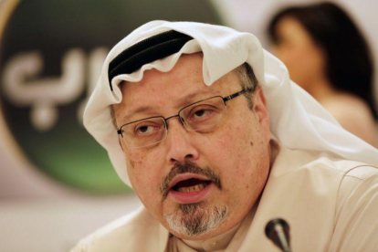 Jamal Khashoggi, un periodista crítico con la monarquía de Arabia Saudita, entró el 2 de octubre en el consulado saudí en Estambul para recoger unos documentos que necesitaba para su próxima boda, pero no volvió a salir.-AP