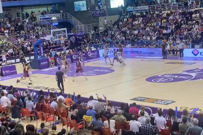 La última jugada de la polémica en el Real Valladolid Baloncesto-Lleida de los playoffs