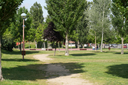 Parque Los Santos-Pilarica en el barrio Los Santos-Pilarica.- J.M. LOSTAU