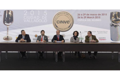 ICAL El alcalde de Valladolid, Javier León de la Riva, asiste a la inauguración del 11 Concurso Internacional de Vinos y Espirituosos-Ical
