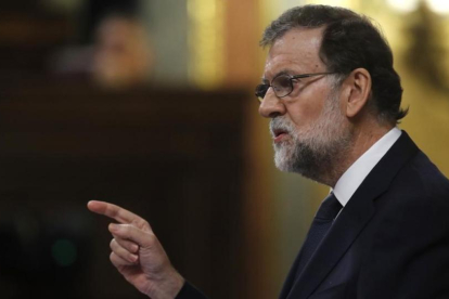 El presidente del Gobierno, Mariano Rajoy, en el Congreso de los Diputados.-EFE / JUAN CARLOS HIDALGO