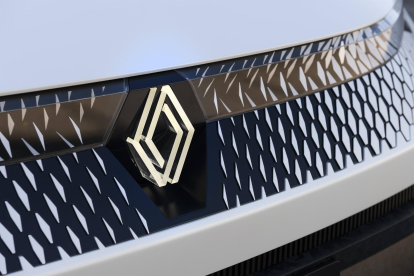 Frontal de un modelo de Renault.- E. PRESS