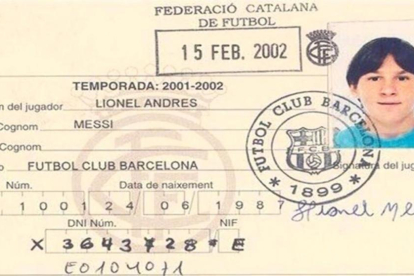 Primera ficha de Lionel Messi como jugador del Barça-EL PERIÓDICO