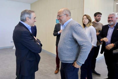 El candidato de Ciudadanos a la Presidencia de Castilla y León, Francisco Igea, visita las instalaciones de Aciturri Aeroengines en Miranda de Ebro (Burgos).-ICAL