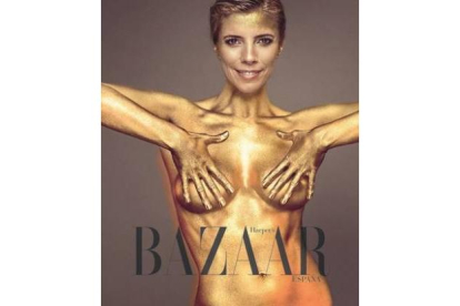 El desnudo dorado de Maribel Verdú para el reportaje de Harper's Bazaar.-Foto:   HARPER'S BAZAAR