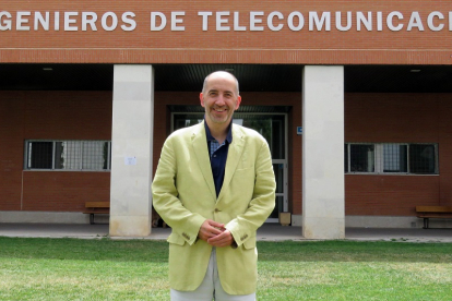 El investigador de la UVA, Carlos Alberola-López. / ICAL
