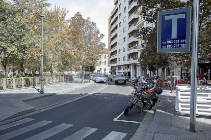 Parada de taxi en la Plaza del Poniente.-PHOTOGENIC / PABLO REQUEJO