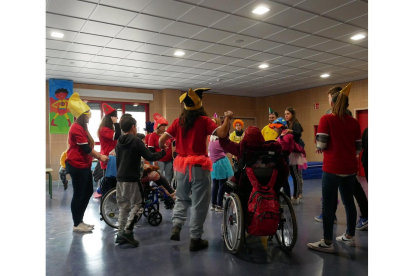PREDIF festeja su Carnaval más inclusivo en Valladolid.- PREDIF CYL