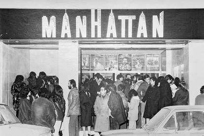 Cines Manhattan de la calle Cervantes de Valladolid en el siglo pasado.- CINES MANHATTAN