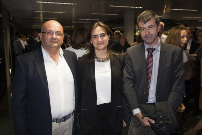 Fernando González, Jara Álvarez y Miguel A. Fernández (HP CDS)