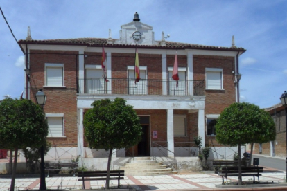 Ayuntamiento de Bolaños de Campos en Valladolid. - EM