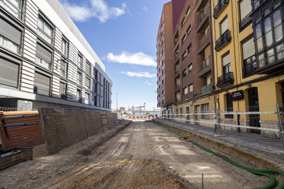 Obras para la construcción del túnel en el calle Panaderos.- PHOTOGENIC
