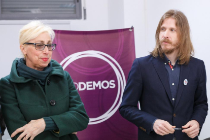 María José Rodríguez Tobal; el secretario autonómico y portavoz del Grupo Parlamentario de Podemos, Pablo Fernández.-ICAL