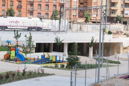 Estado de las obras de urbanización del entorno del túnel para vehículos de Panaderos y del paso peatonal y para bicicletas.- PHOTOGENIC
