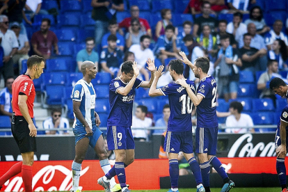 Los jugadores del Real Valladolid celebran la victoria ante el Espanyol en la primera vuelta. PHOTO-DEPORTE