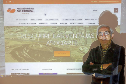 El presidente de la Asociación del Polígono de San Cristóbal, Antonio Rodríguez, ayer, en la presentación del nuevo directorio.-PABLO REQUEJO