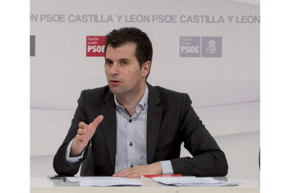 El secretario general del PSCyL y candidato a la Presidencia de la Junta, Luis Tudanca-Efe