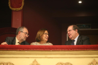 Herrera, junto a Jesús Quijano durante la galal inaugural de la Seminci.-ICAL