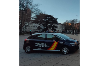 Foto de un coche de la Policía Nacional. - E.M.