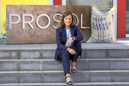 Rocío Hervella gana la segunda edición del Premio Mujer Empresaria 2018 de CaixaBank.-ICAL