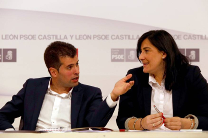 El secretario general del PSOE de Castilla y León, Luis Tudanca, y la secretaria de Organización, Ana Sánchez, durante la reunión del Consejo Territorial-Ical
