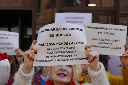 Huelga de los funcionarios de Justicia en Valladolid. / ICAL