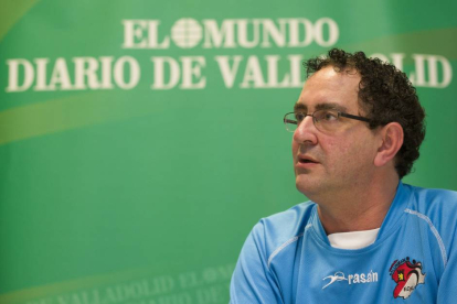 Miguel Ángel Peñas, entrenador del BM Aula Cultural-P. REQUEJO