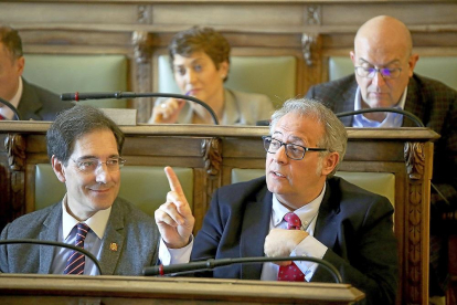 Martínez Bermejo, en la bancada ‘popular’ durante un Pleno del Ayuntamiento.-ICAL