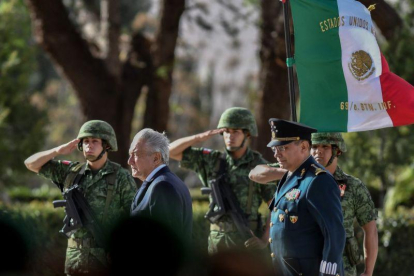 López Obrador aseguró que el modelo de Guardia Nacional que le propuso al Legislativo mexicano es un modelo ya aprobado.-EFE