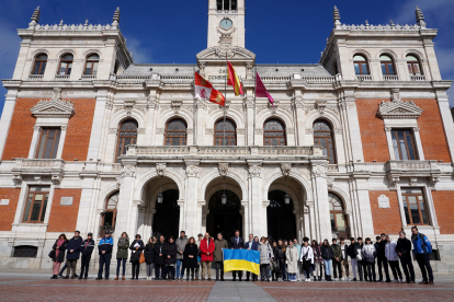 Concentración en Valladolid en solidaridad con Ucrania al cumplirse el primer aniversario de la guerra.- ICAL
