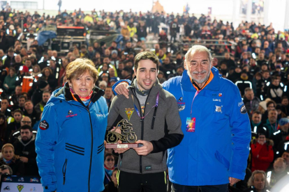 El Moto-Club leonés de La Bañeza recoge el Pingüino de Oro de la 41ª edición. -PHOTOGENIC