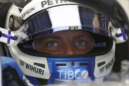 El finlandés Valtteri Bottas (Mercedes) ha logrado la pole hoy en Rusia-AP / SERGEI GRITS