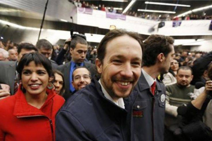 El secretario general de Podemos, Pablo Iglesias, a su llegada al mitin celebrado en el palacio de Congresos de Sevilla, este sábado.-Foto: MARCELO DEL POZO / REUTERS