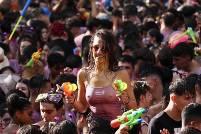 Desfile de peñas de las Fiestas de Valladolid 2023. -PHOTOGENIC/MIGUEL ÁNGEL SANTOS