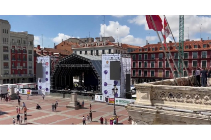Prueba de sonido de los conciertos de la Plaza Mayor. Twitter: @oscar_puente_