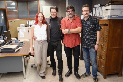 Yon González, Olivia Baglivi, Javier Varela, Fernando Soto en el rodaje de 'Memento Mori', en Valladolid. -J.M. LOSTAU