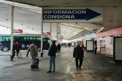 Estación de autobuses de Valladolid. -J.M. LOSTAU