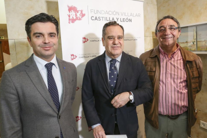 Director de la Fundación Villalar-Castilla y León, Juan Zapatero, el delegado de la junta, Pablo Trillo, el alcalde de Villalar, Luis Alonso laguna-ICAL